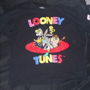 Black graphic looney tune long sleeved crop